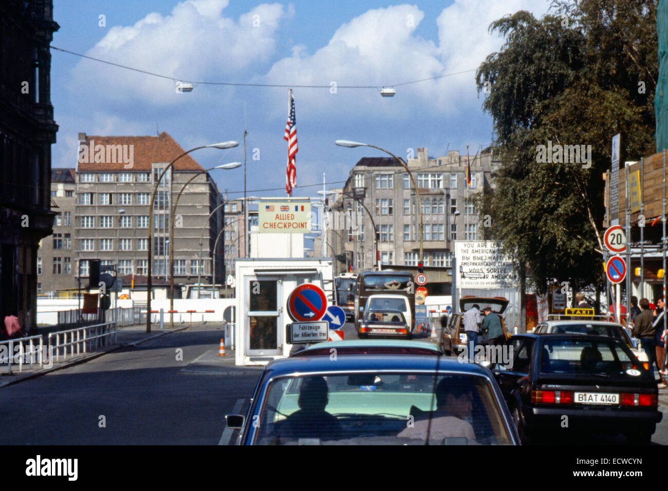 Checkpoint Charlie, Berlin, 1984 Stockfoto