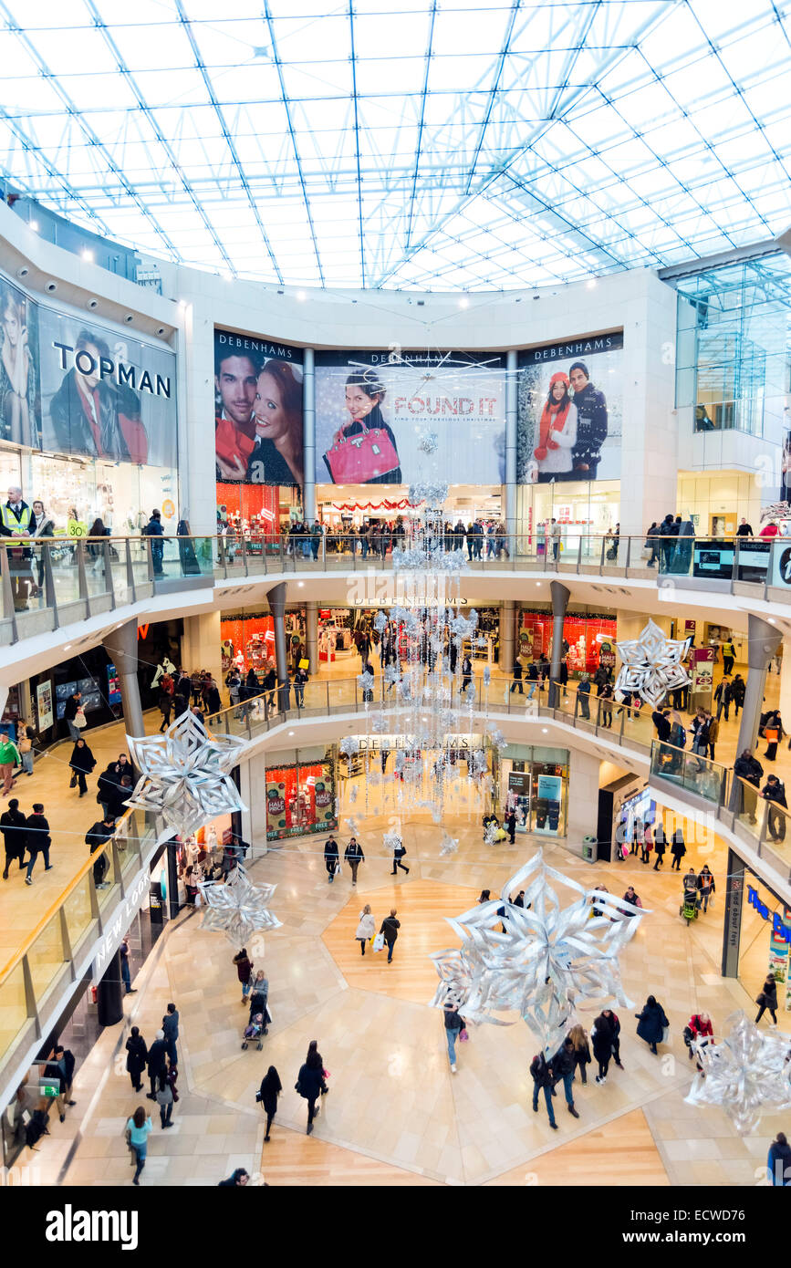 Innere des dem Bullring Shopping Centre, Birmingham, UK Stockfoto