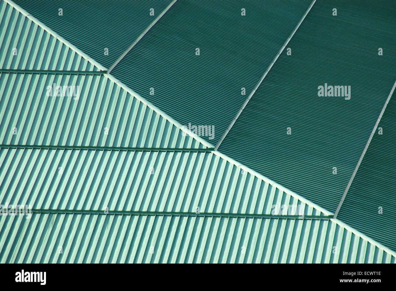 Dachbegrünung auf einem Konferenzgebäude Stockfoto