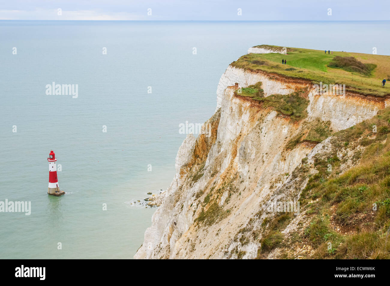 Die sieben Schwestern Kreide Klippen und Beachy Head Leuchtturm in der Nähe von Eastbourne East Sussex England Vereinigtes Königreich UK Stockfoto
