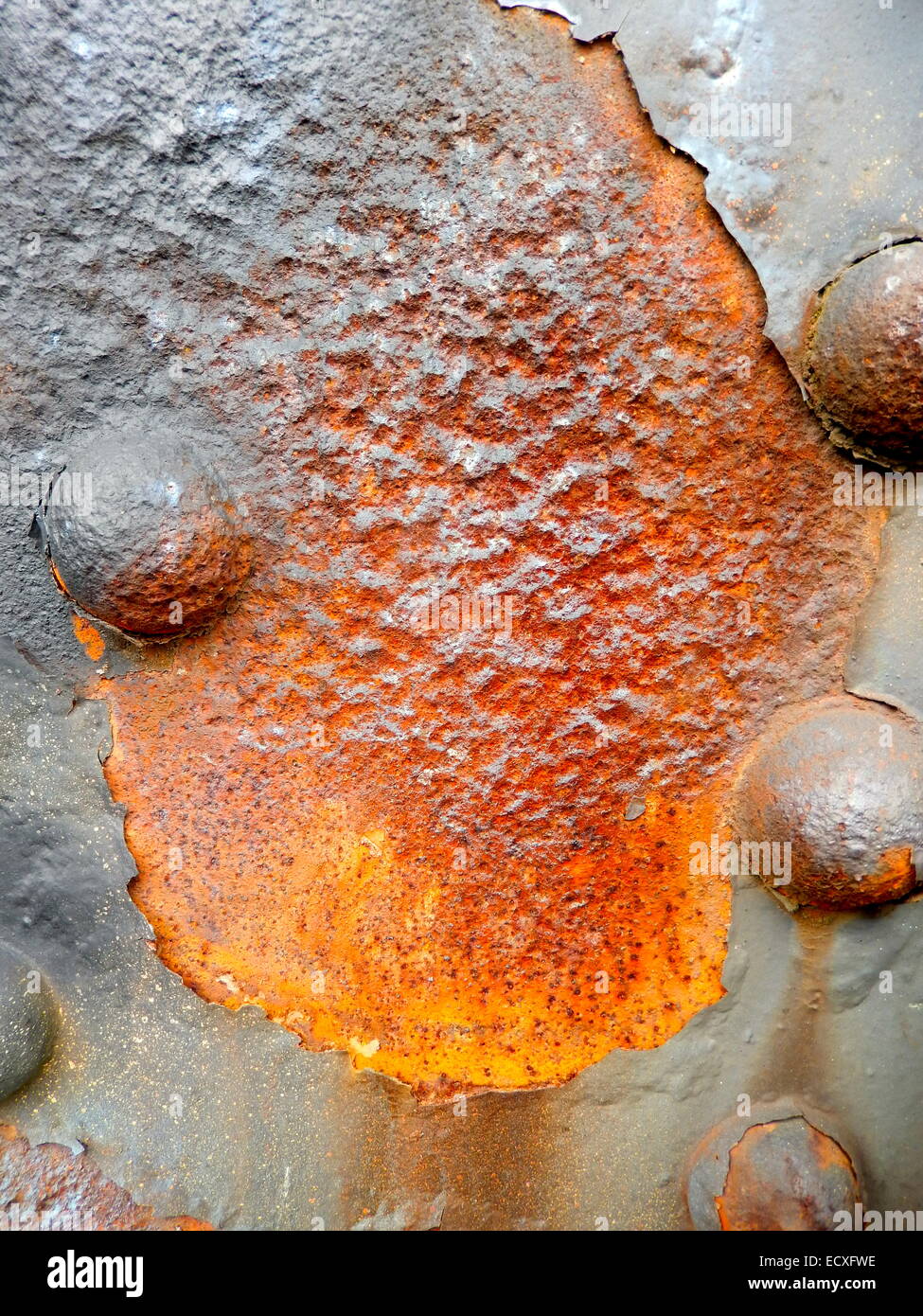 Abgeplatzte Rusty Metall-Oberfläche Stockfoto