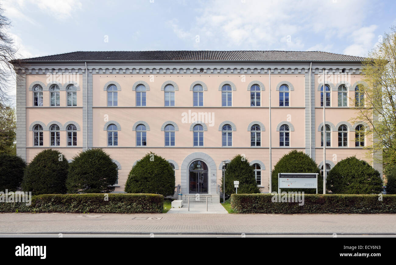 Hauptgebäude und Sitz der Abteilungen Bauwesen und Geoinformation, Jade Hochschule, Oldenburg, Niedersachsen Stockfoto