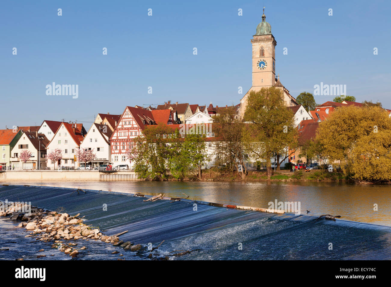 Stadtbild Mit St Laurentius Kirche Neckars N rtingen Baden stadtbild-mit-st-laurentius-kirche-neckars-n-rtingen-baden