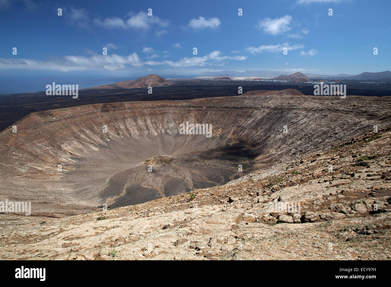 Vulkanlandschaft, Feuerberge, Vulkane, Krater des Vulkans Caldera Blanca, Lanzarote, Kanarische Inseln, Spanien Stockfoto