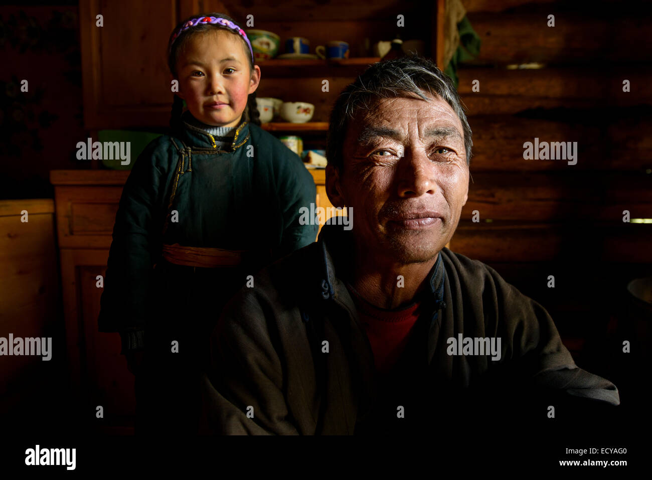 Mongolische Nomadenfamilie, Mongolei Stockfoto