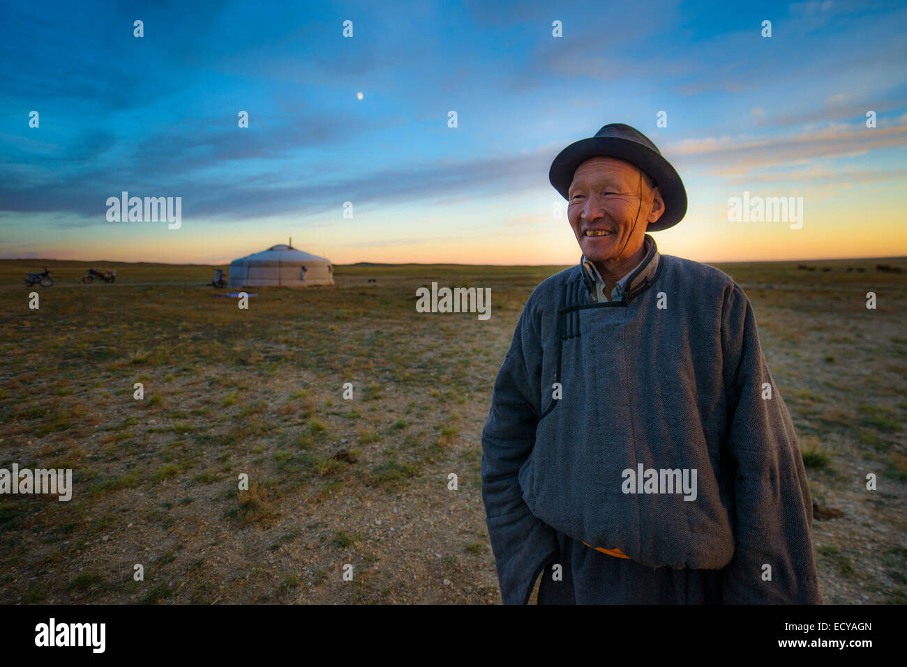 Mongolische Nomaden der Wüste Gobi, Mongolei Stockfoto