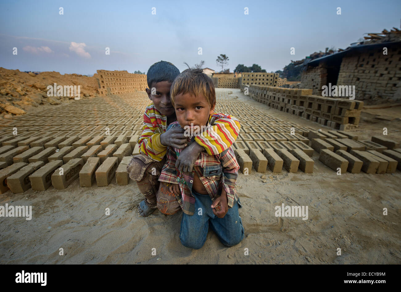 Arbeiter der Ziegelfabrik, Grenze, Nepal Stockfoto