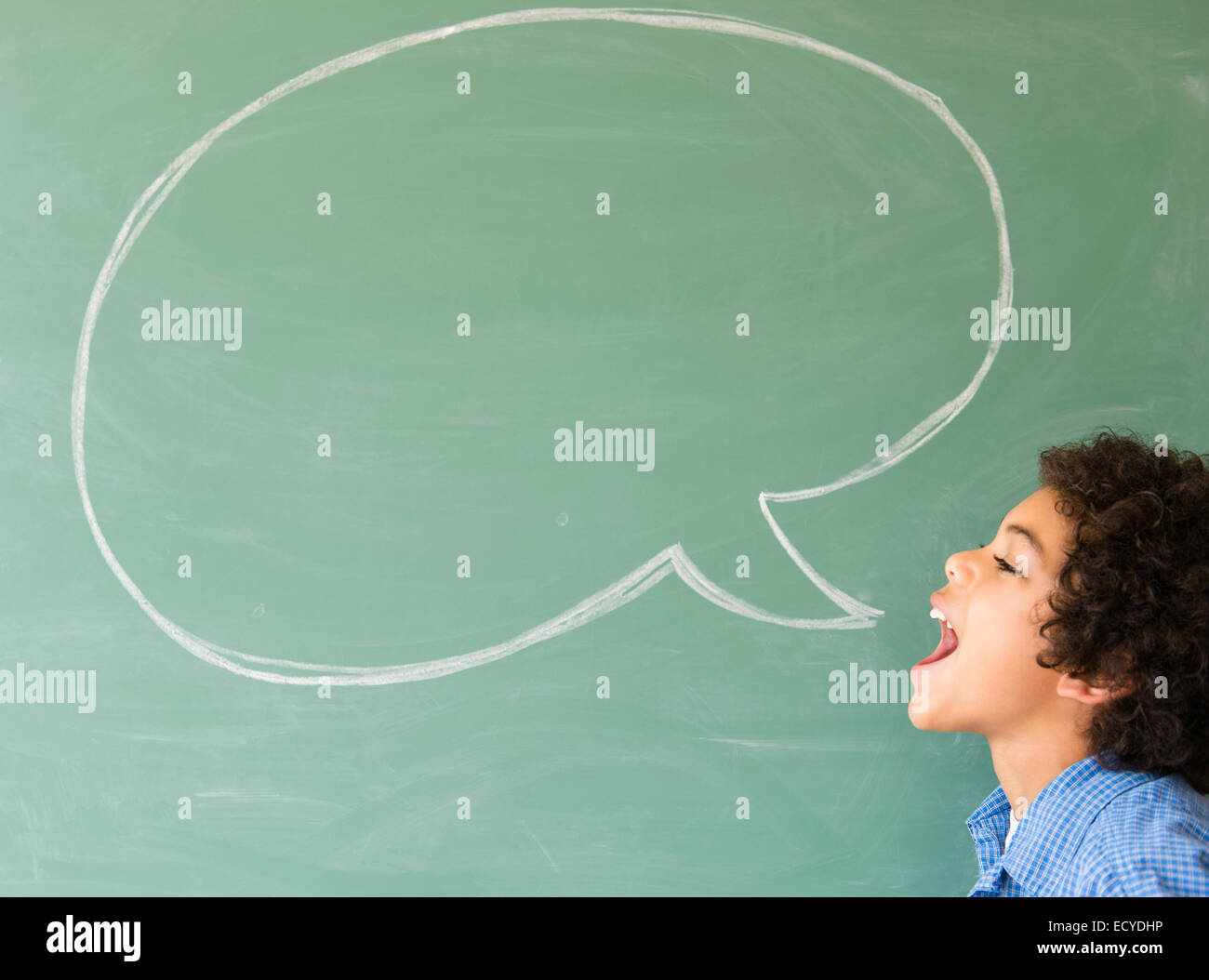 Speech bubble boy Fotos und Bildmaterial in hoher Auflösung Alamy