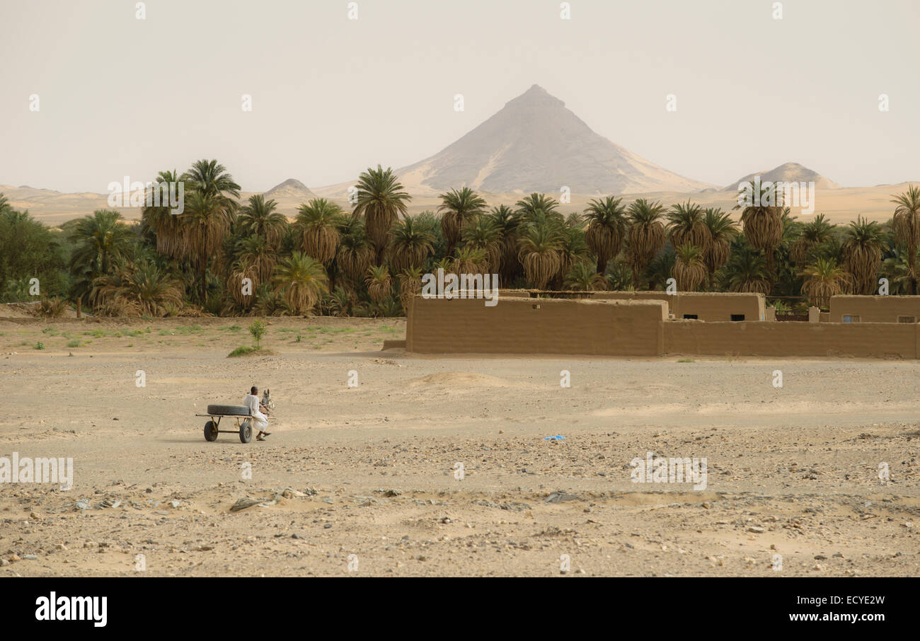 Nubischen Dorf in der Wüste Sahara, Sudan Stockfoto