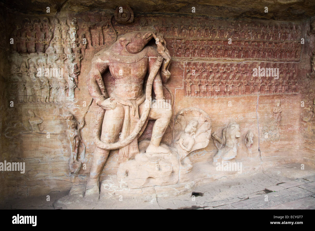Höhle 5, Vishnu als Varaha Avatar Udayagiri Höhlen in der Nähe von Sanchi, Madhya Pradesh, Indien Stockfoto