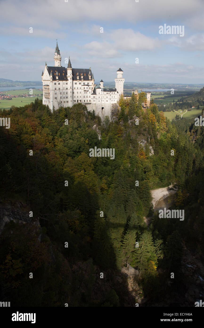 Schloss Neuschwanstein/New Swan steinerne Burg auf einem Berg in Deutschland Stockfoto