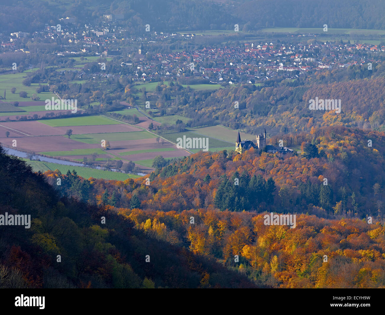 Blick ins Werratal mit Schloss Rothestein und Bad Sooden - Allendorf, Hessen, Deutschland Stockfoto