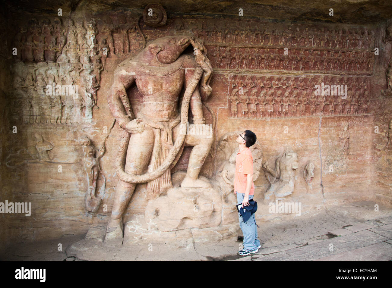 Höhle 5, Vishnu als Varaha Avatar Udayagiri Höhlen in der Nähe von Sanchi, Madhya Pradesh, Indien Stockfoto