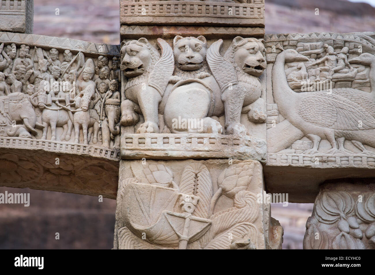 Geschnitzte eingehend auf dem Ost-Gateway an Sanchi in Madhya Pradesh, Indien Stockfoto