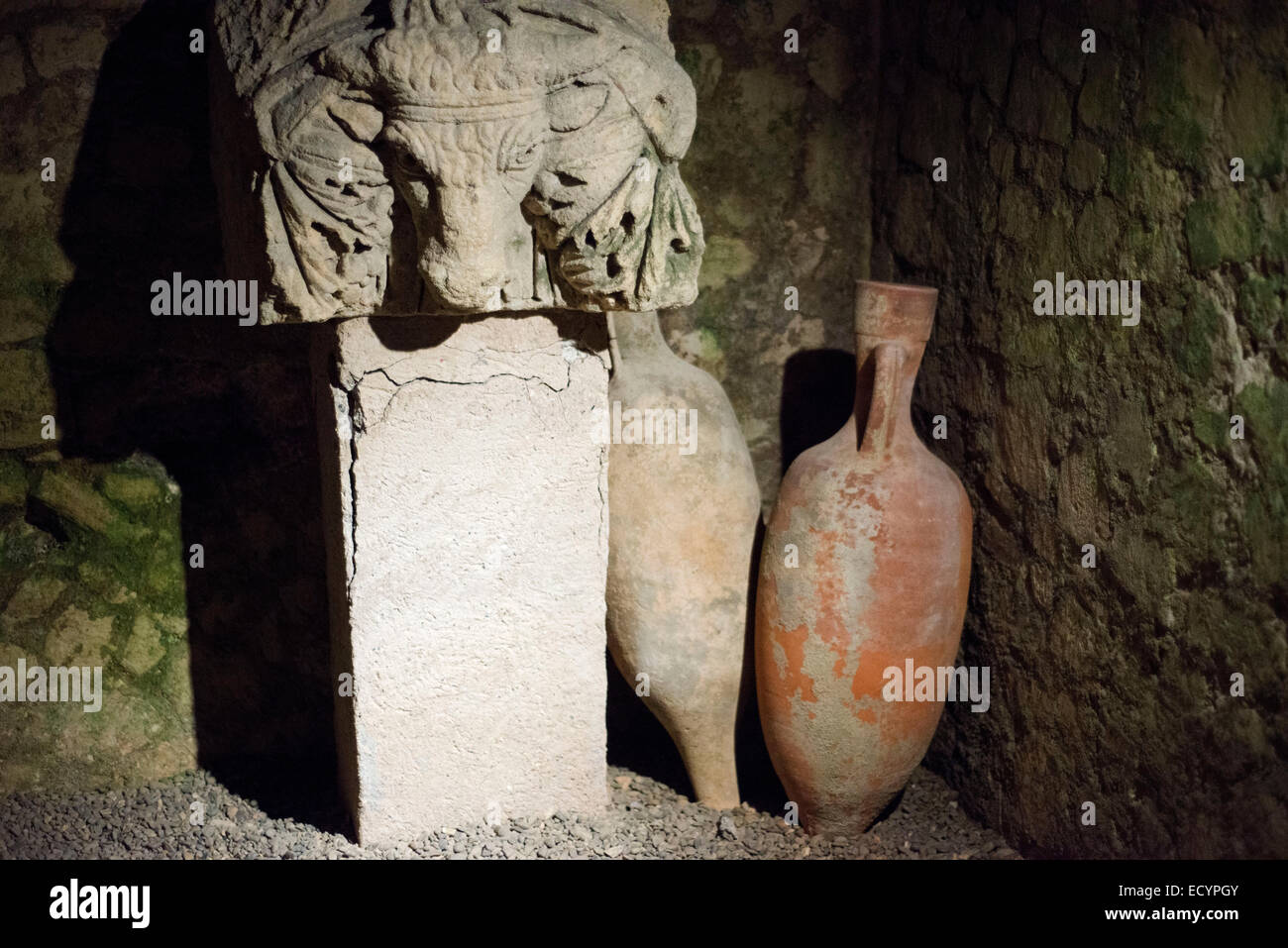 Horreum Romain Museum. Narbonne. Frankreich. Das Horreum ist das einzige Gebäude aus klassischer Zeit, die noch in gesehen werden kann Stockfoto