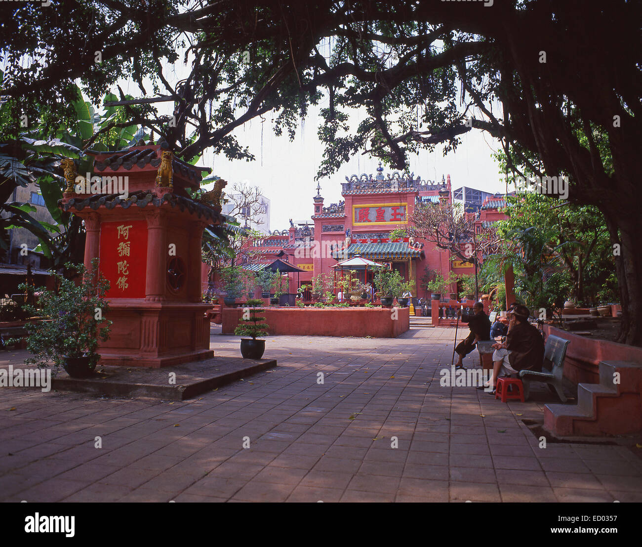 Kaiser-Jade-Pagode (Chua Ngoc Hoang), Mai Thi Luu Street, District 1, Ho-Chi-Minh-Stadt (Saigon), sozialistische Republik von Vietnam Stockfoto