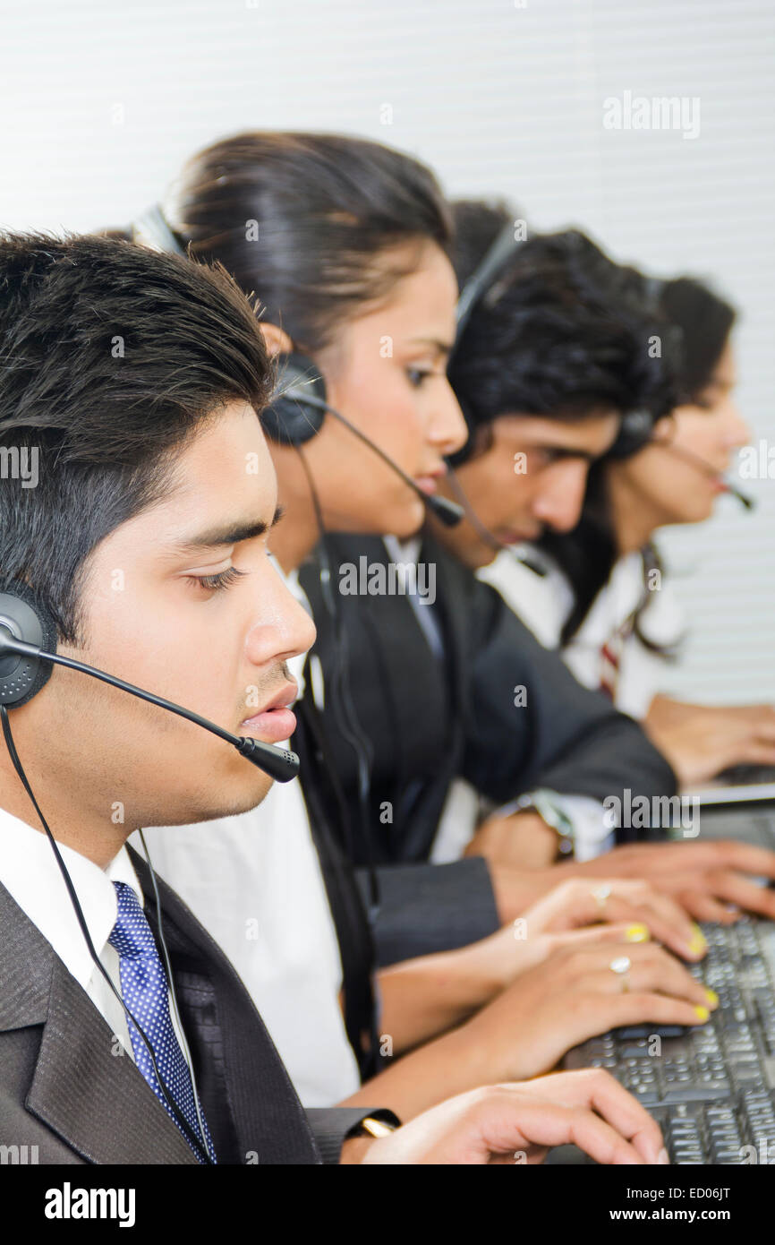indische Telecaller Büro arbeiten Stockfoto