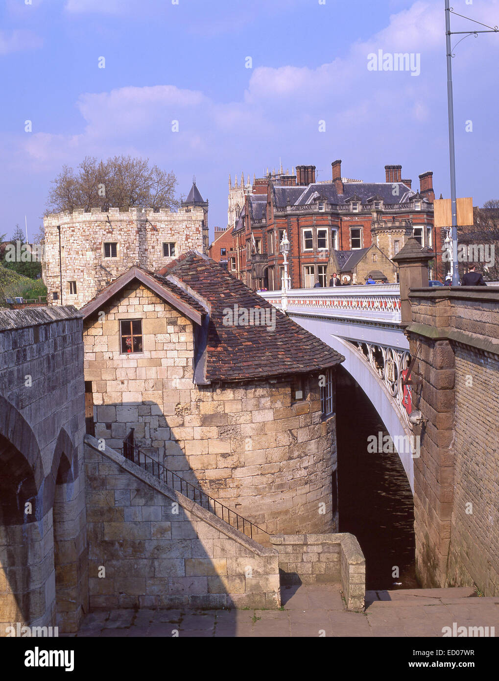 Lendal Bridge und die Stadtmauern, York, North Yorkshire, England, Vereinigtes Königreich Stockfoto
