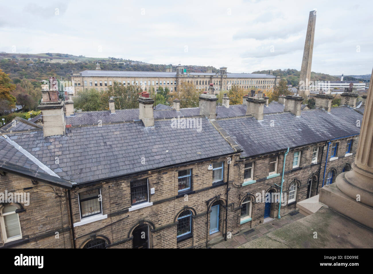 England, Yorkshire, Bradford, Saltaire, Gehäuse und Salze Mühle Stockfoto