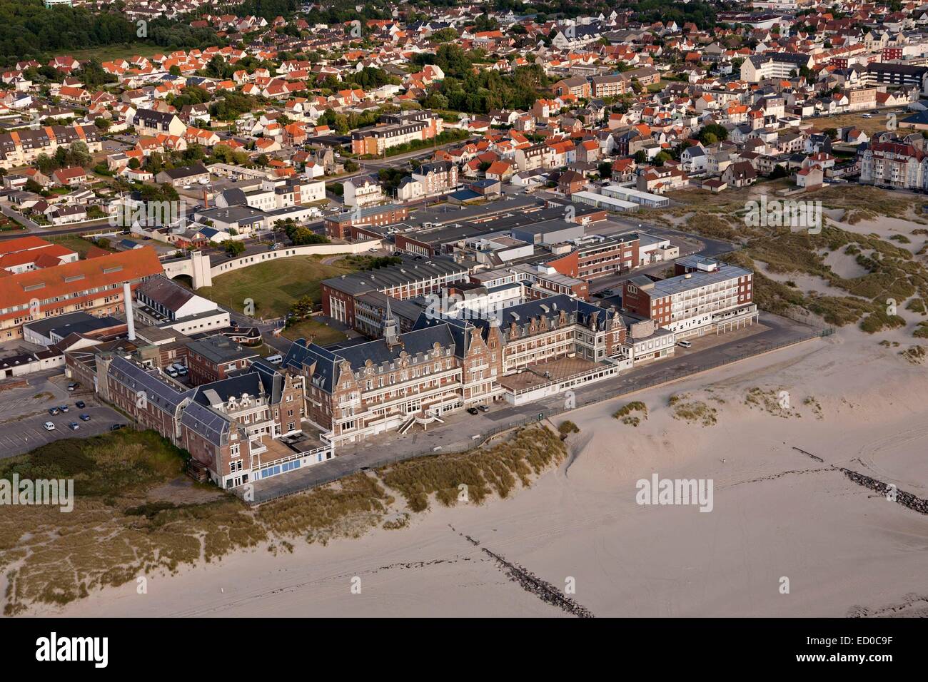 Frankreich, Pas-De-Calais, Berck Sur Mer, Krankenhaus Calot Institut der Hopale Stiftung (Luftbild) Stockfoto