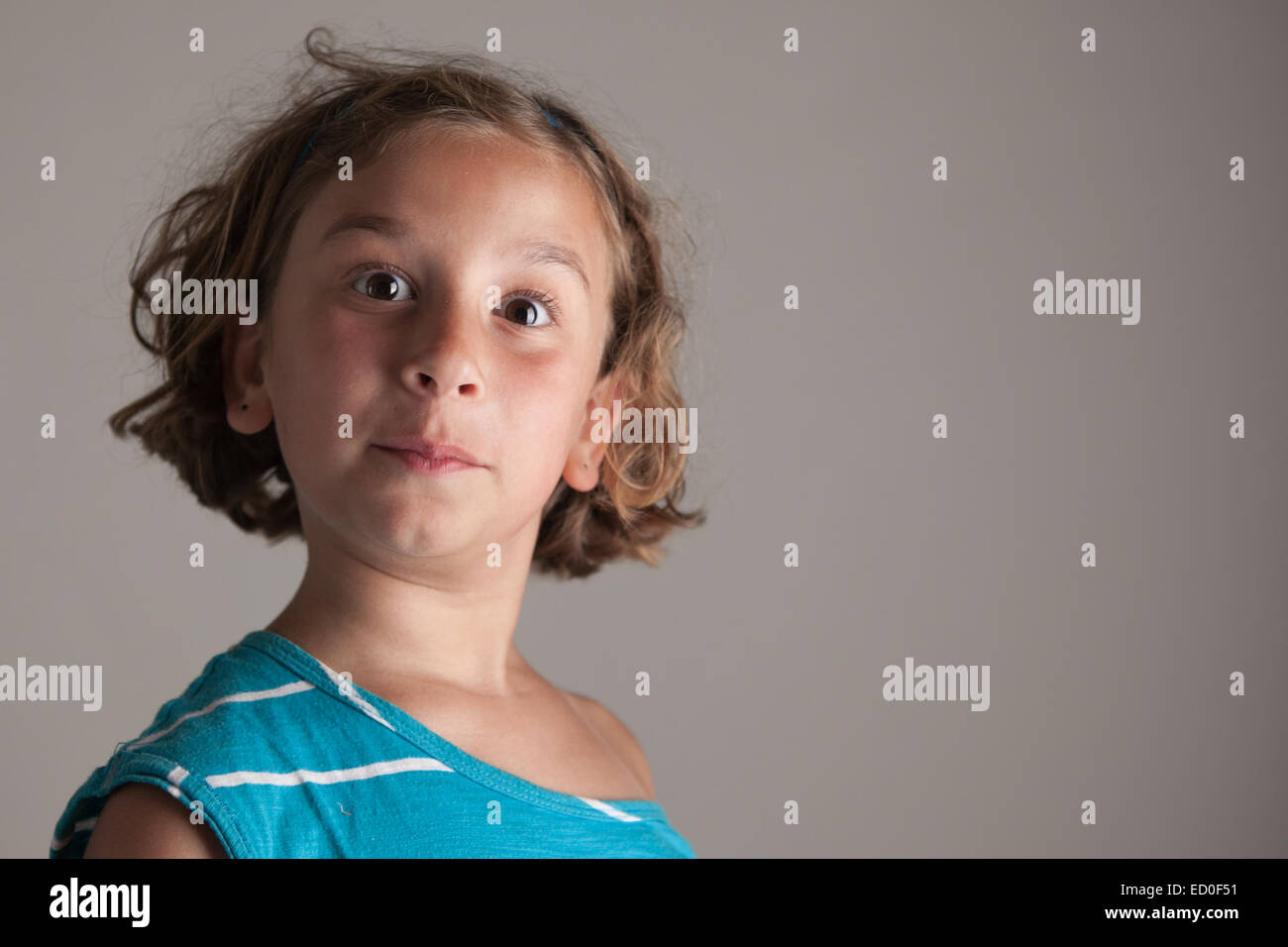 Die Gesichter der Mädchen (6-7) Stockfoto