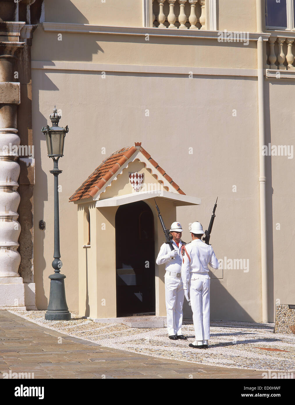 Königliche Garde, Fürstentum Monaco, Monaco-Ville, Place du Palais, Palais Princier de Monaco Stockfoto
