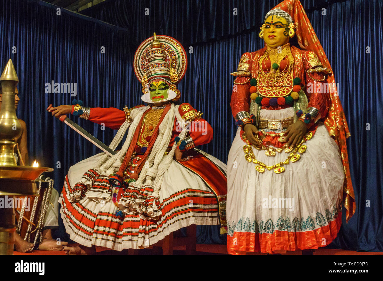 Kerala, Indien - Thekkady. Hindu Kathakali-Mime-Tanz-Performance. Stockfoto