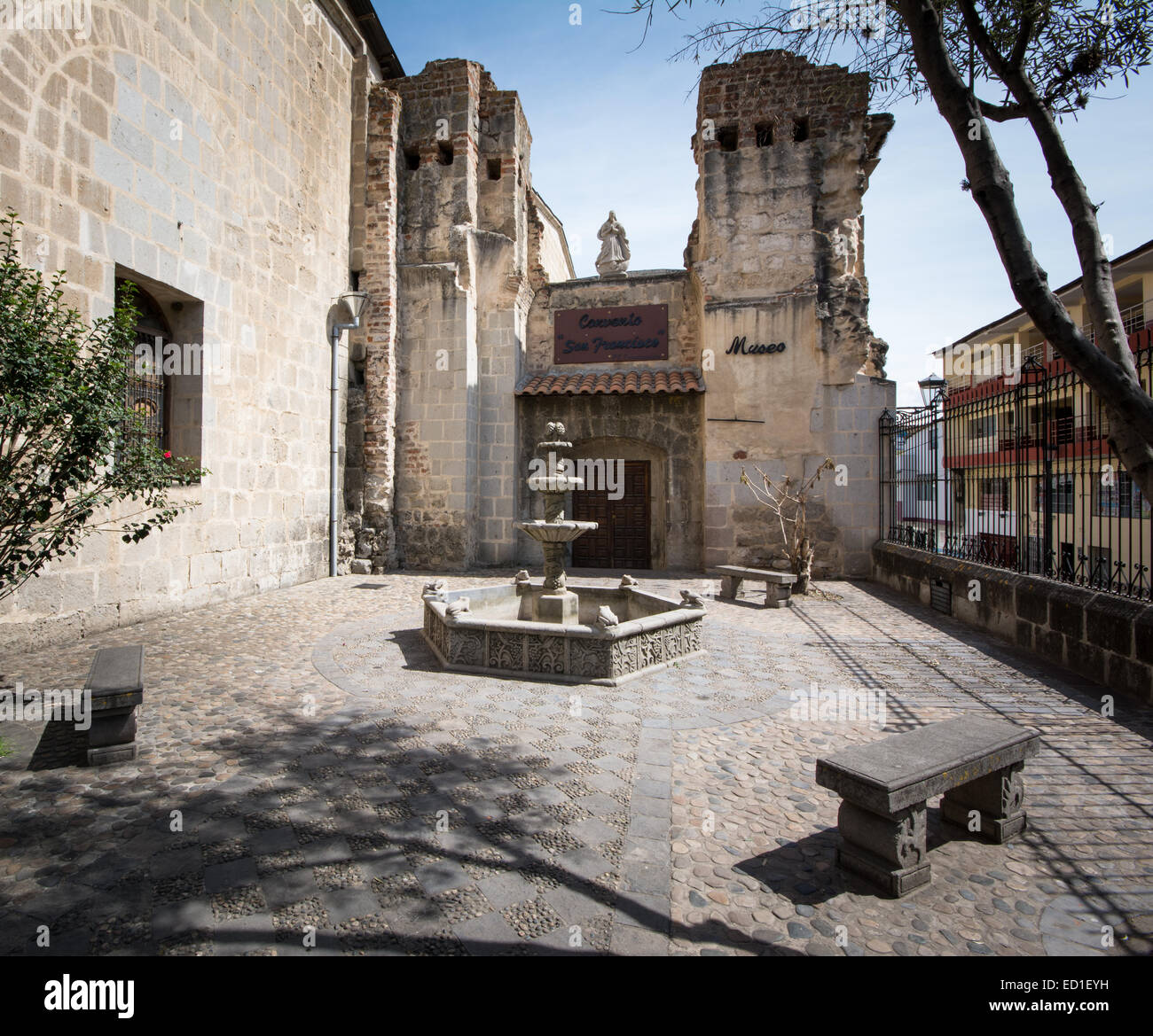 Kleinen Plaza an dem Convento San Francisco in Cajamarca Peru Stockfoto