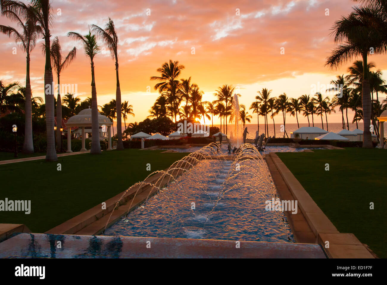 Sonnenuntergang, Grand Wailea, Maui, Hawaii. Stockfoto