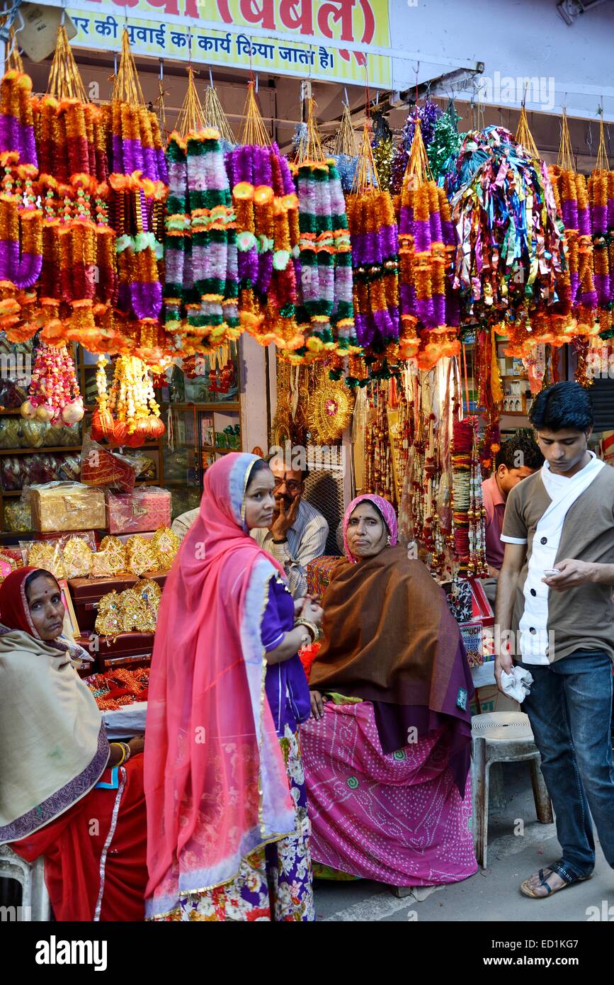 Indien, Rajasthan, Mewar Region, Bundi Dorf, Glücksbringer zu verkaufen Stockfoto