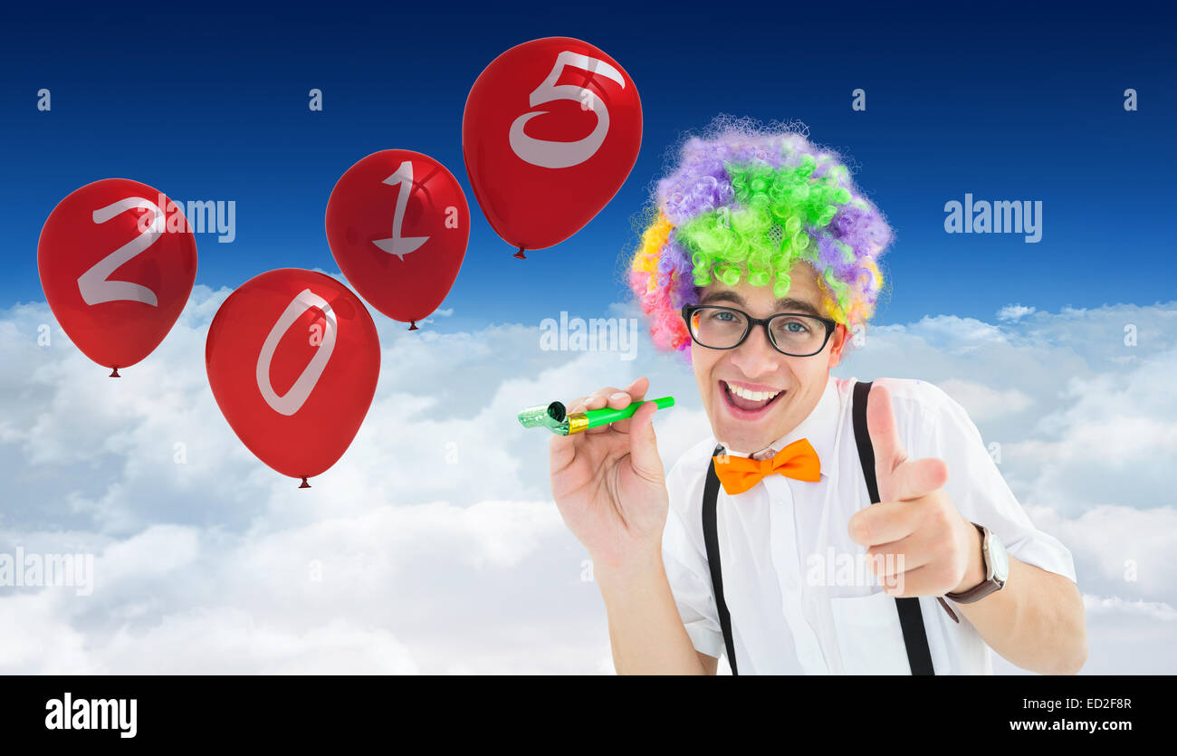 Zusammengesetztes Bild von Geek bereit für die party Stockfoto