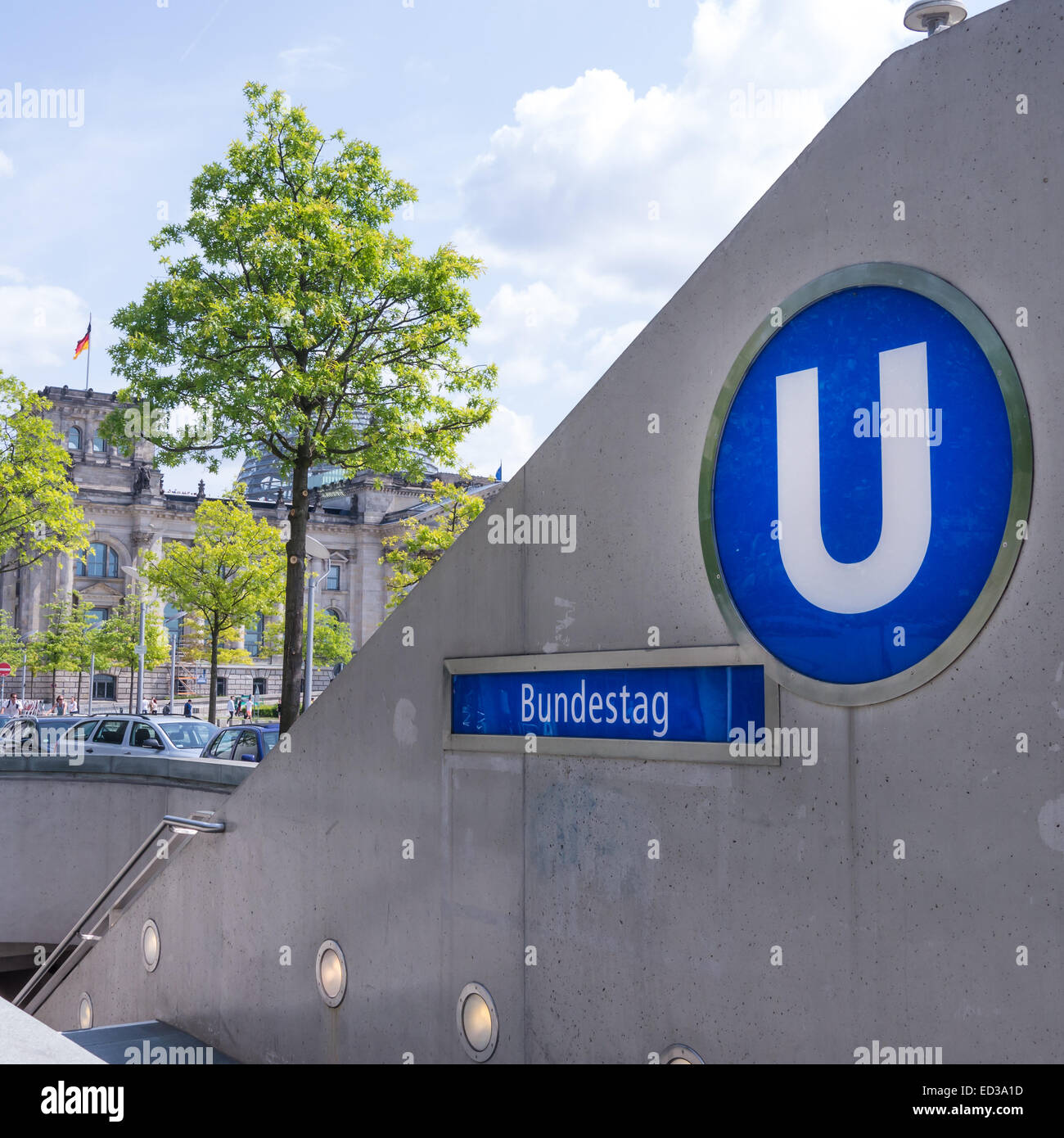 Bundestag Schild an einer u-Bahn-Station in berlin Stockfoto