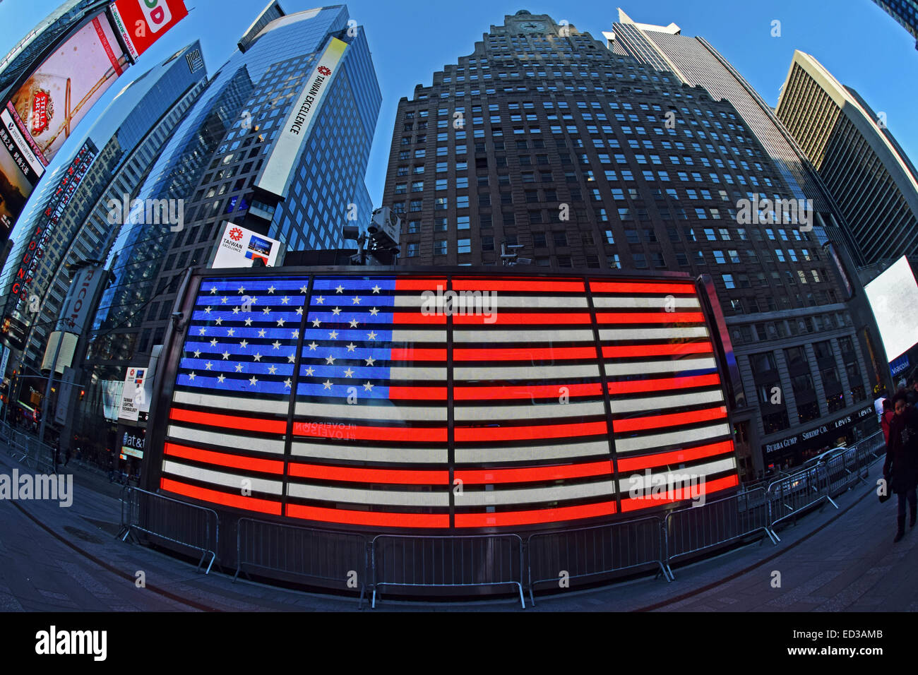 Ein fisheye-Objektiv-Ansicht der US-Streitkräfte, die Personalbeschaffung in Midtown Manhattan, New York City Times Square Stockfoto