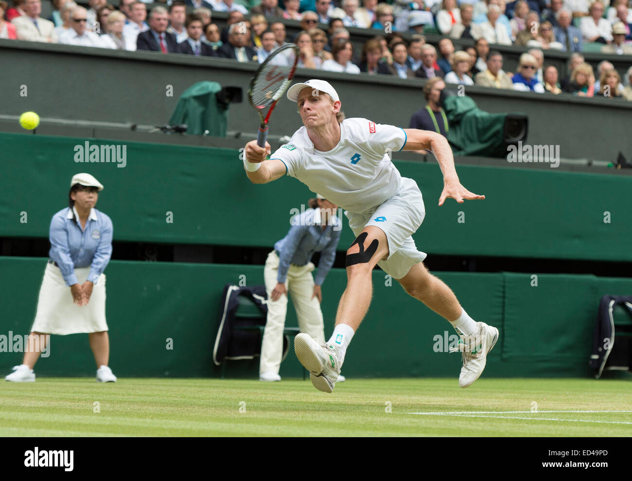 30.06.2014. die Wimbledon Tennis Championships 2014 statt in The All England Lawn Tennis and Croquet Club, London, England, UK. Andy Murray (GBR) [3] V Kevin Anderson (RSA) [20] (tragen GAP) auf dem Centre Court. Stockfoto