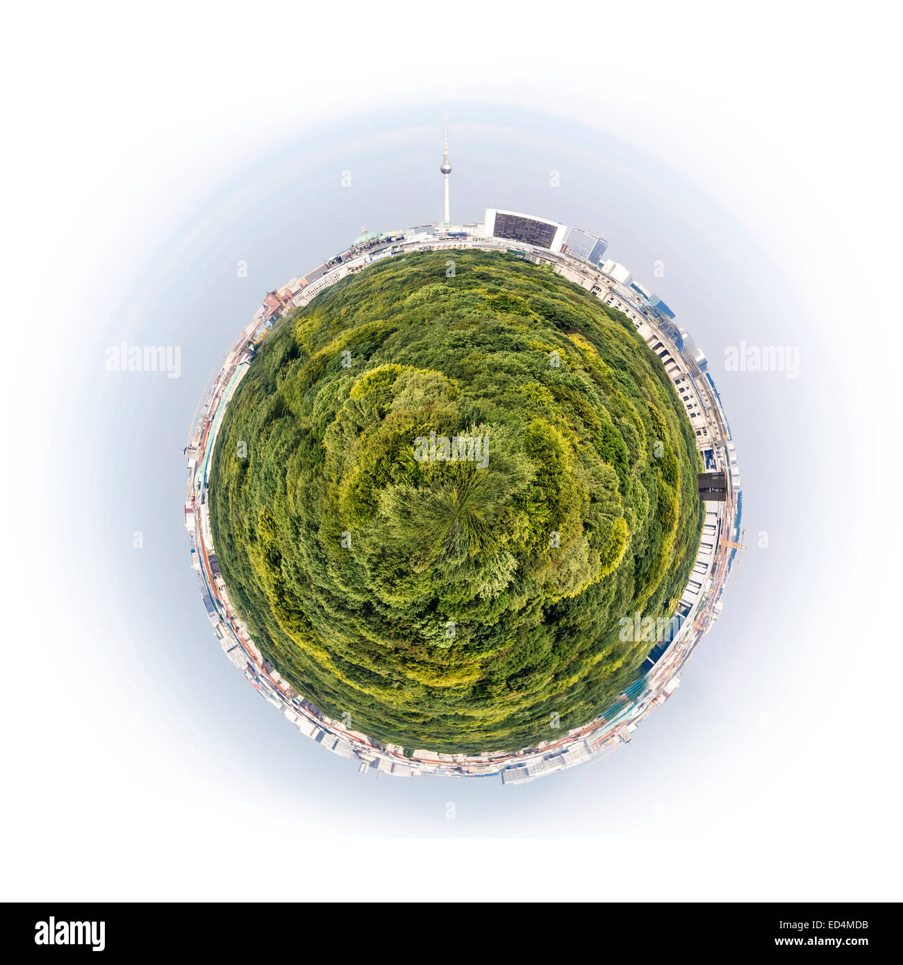 Berlin als ein Planet mit grünen Bäumen, Turm bauten ein Fernsehen Stockfoto