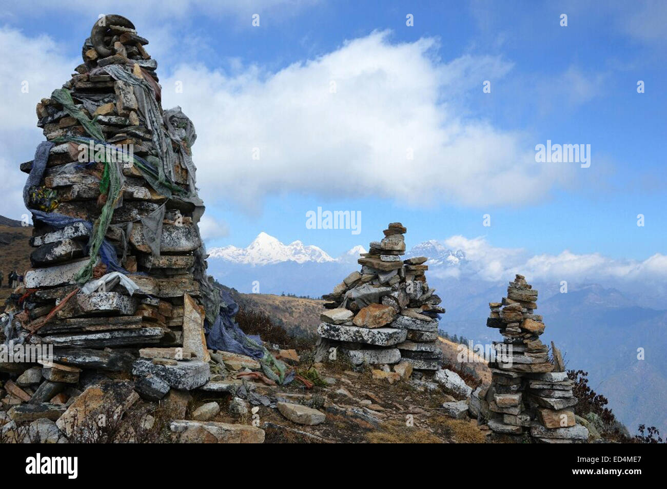 Buddhistische Cairns - Bhutan Stockfoto