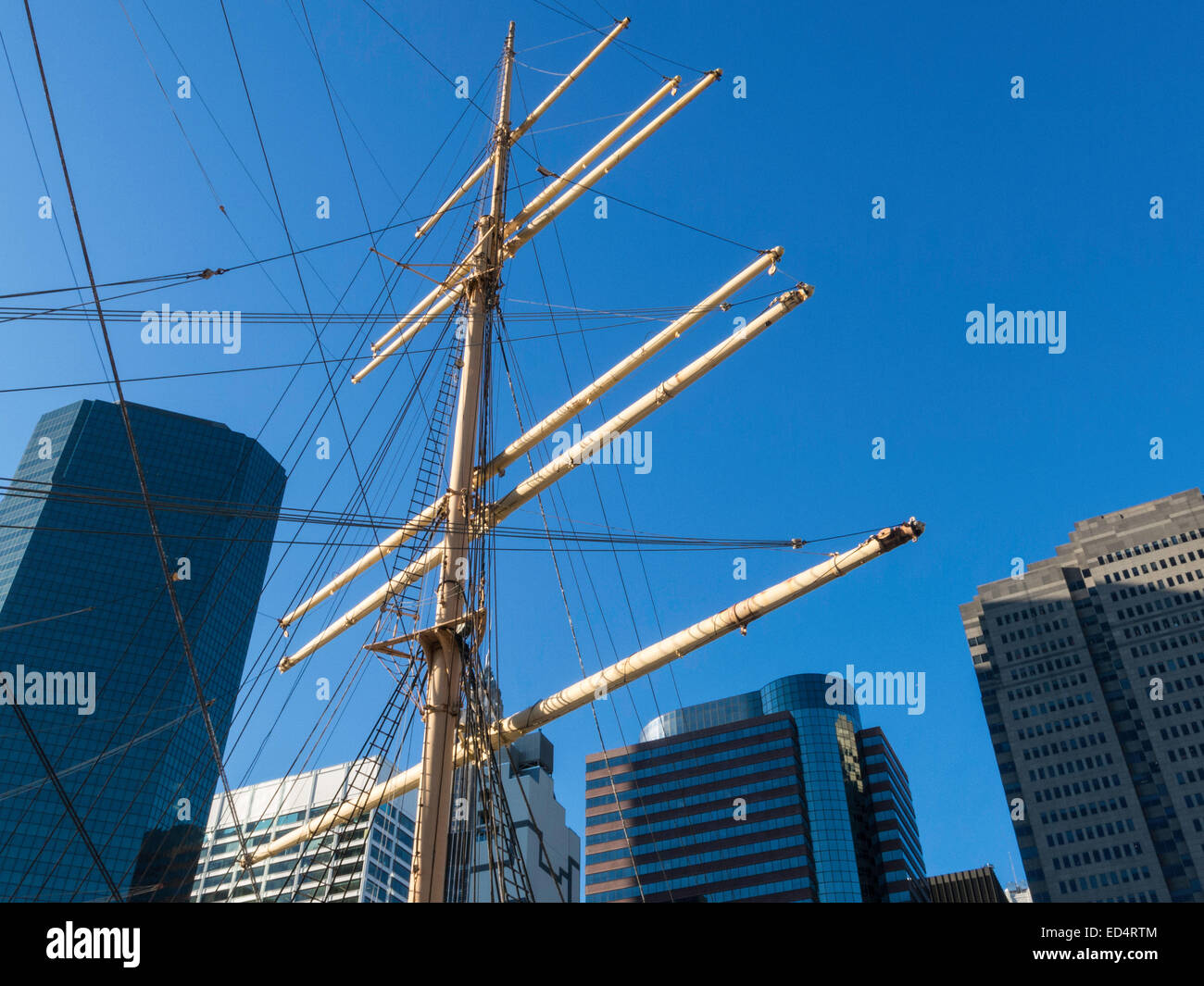 Mast des Schiffes am South Street Seaport Museum, New York Stockfoto