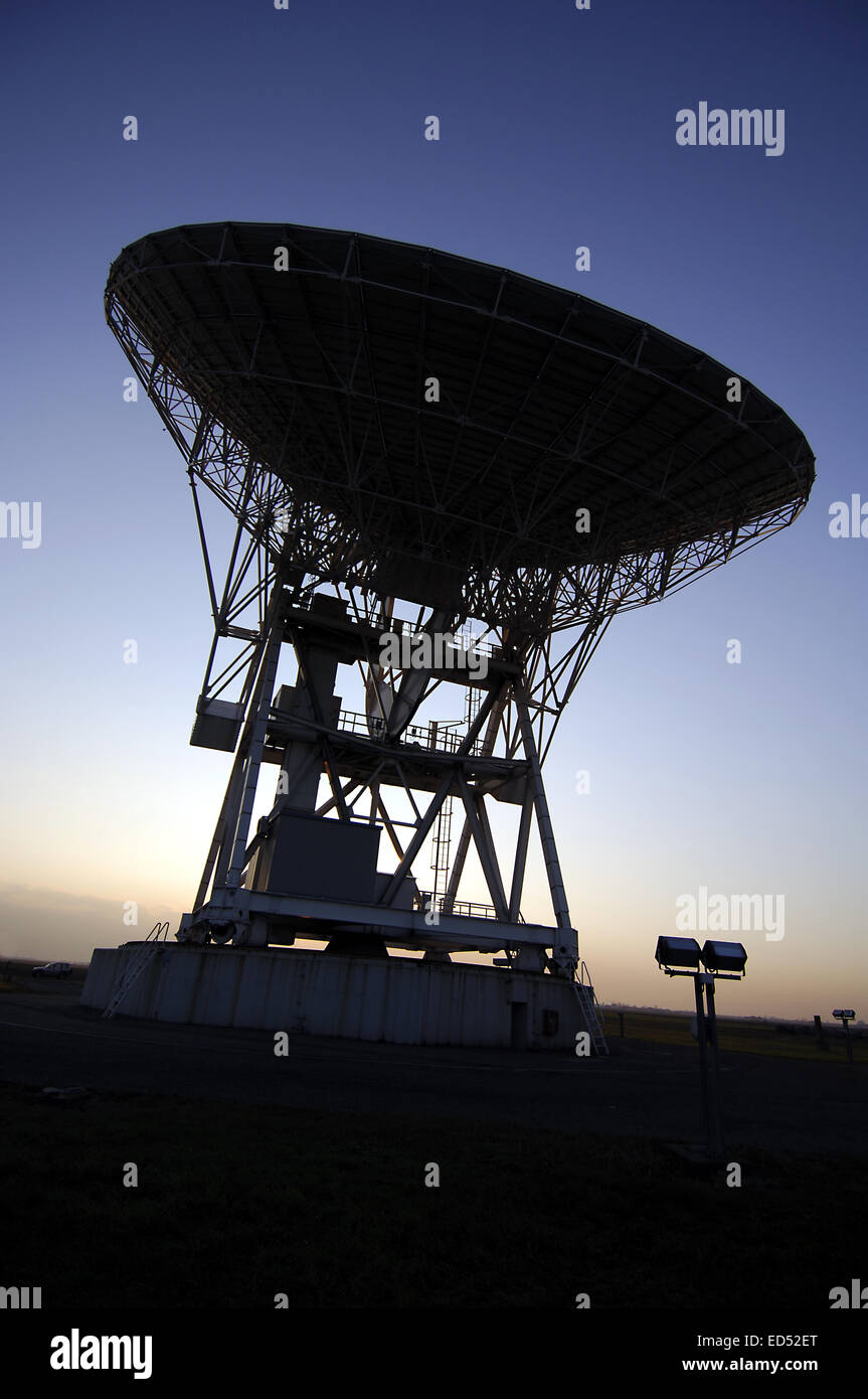 Radioteleskop: Radioastronomie Bahnhof in Medicina, Italien einen Teil des Europäischen sehr lange Grundlinie Interferometrie Netzwerk SETI Außerirdische UFO Stockfoto