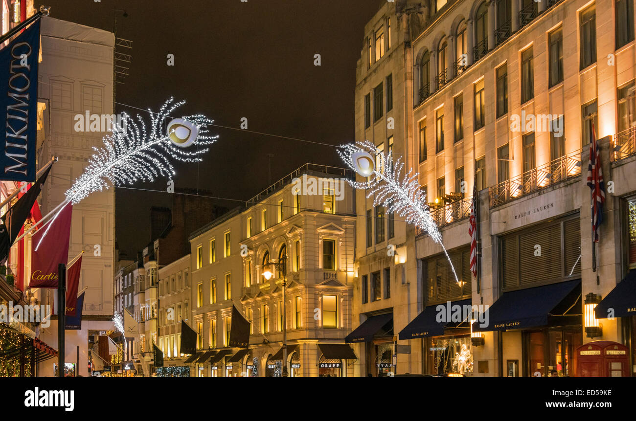 LONDONER BOND STREET WEIHNACHTSSCHMUCK AUS SILBER PFAU FEDERN LINIE DER STRAßE Stockfoto