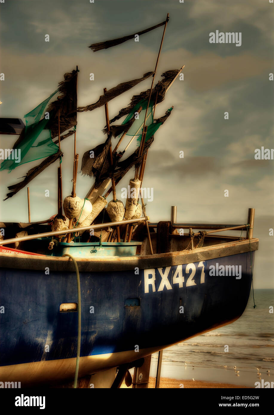 Hastings ist der Ort zu sein, wenn du Foto Fihing Boote am Strand, wie in diesem Fall mit dem Boot RX 427 willst. Hastings Stockfoto