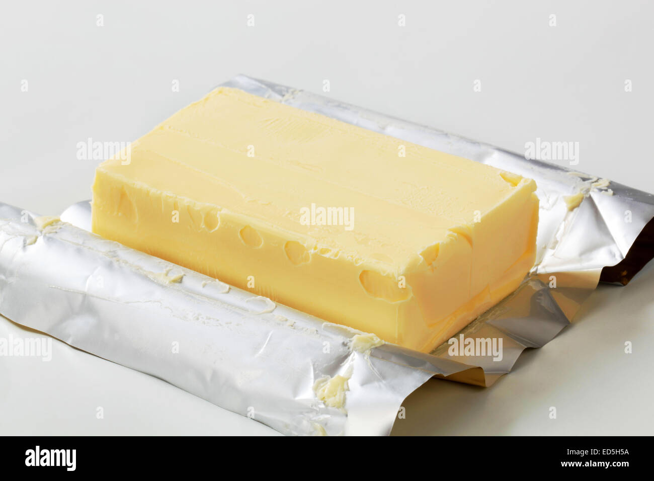Block mit frischer butter Stockfoto