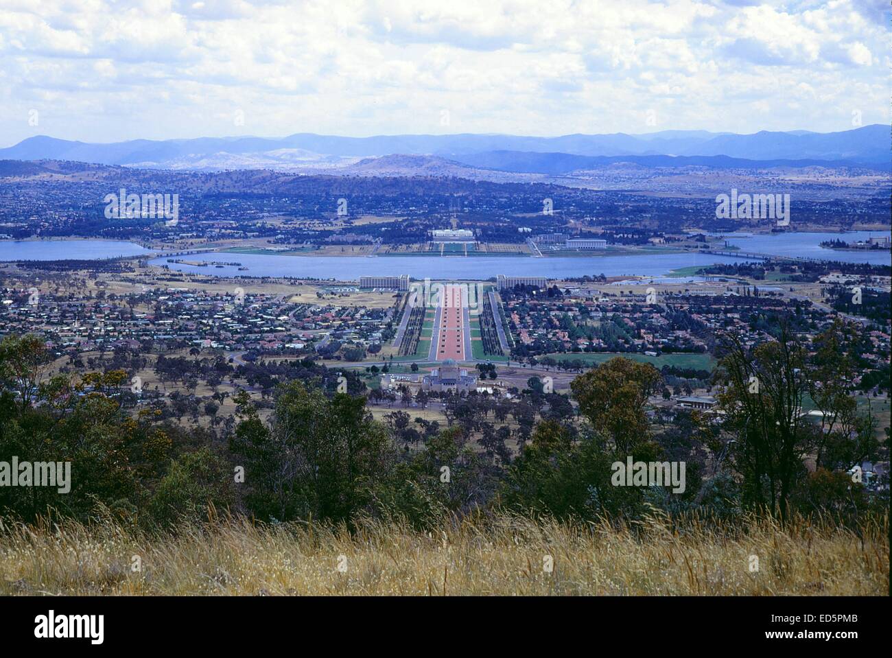 ANZAC Drive, Blick Richtung Parliament House in Canberra Stockfoto