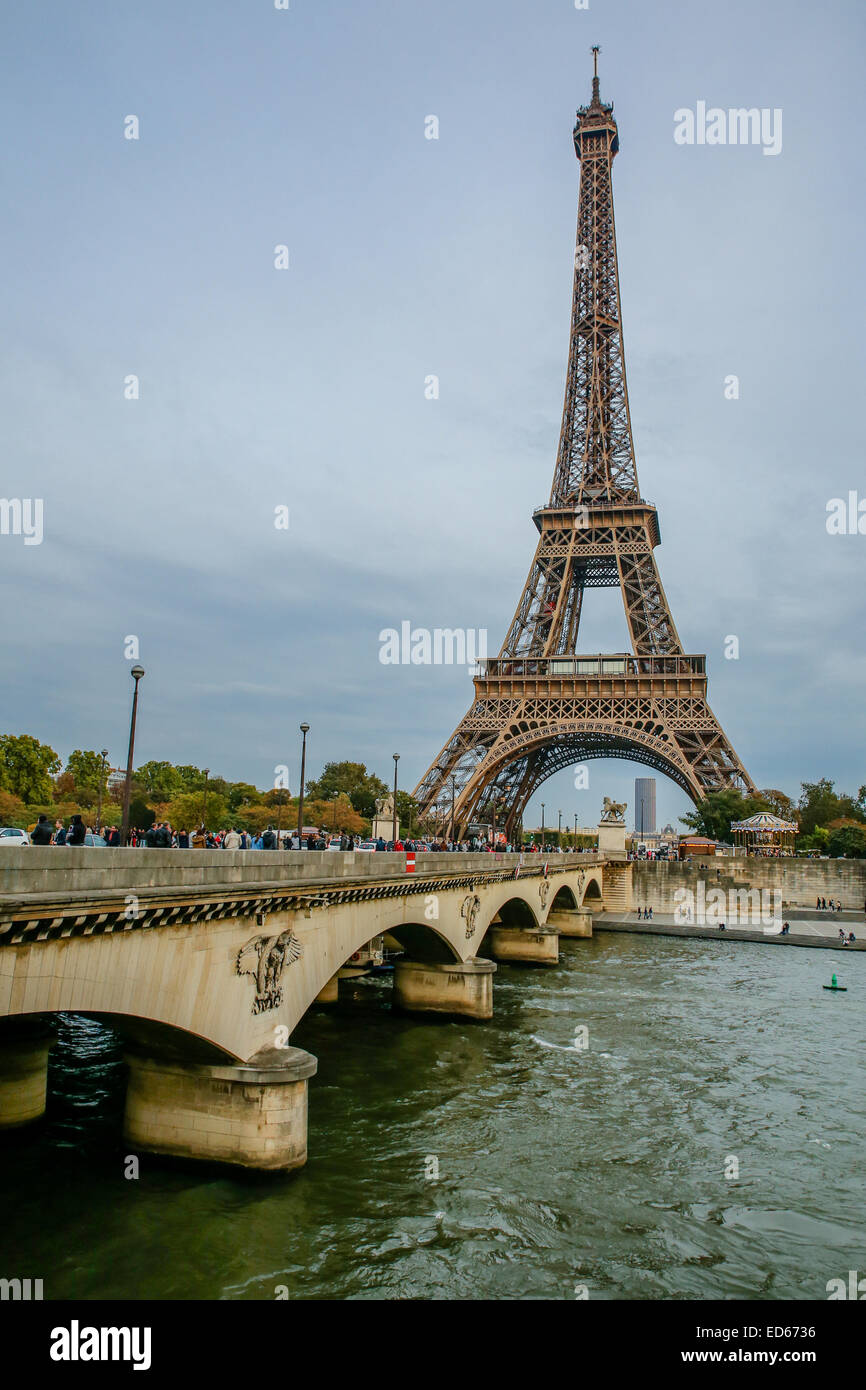 Paris-Eiffel Tower bridge Stockfoto