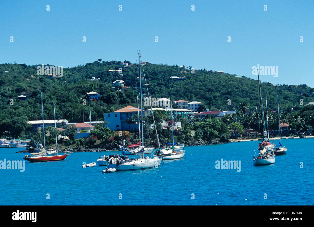 Cruz Bay ist der kompakte und bunten Hauptort auf St. John, US Virgin Islands. Stockfoto