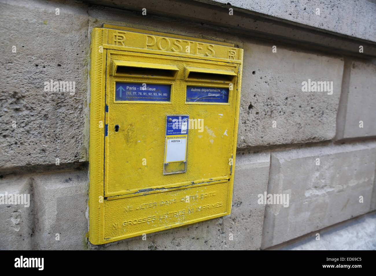 gelbe Post Postfach Paris Stockfoto