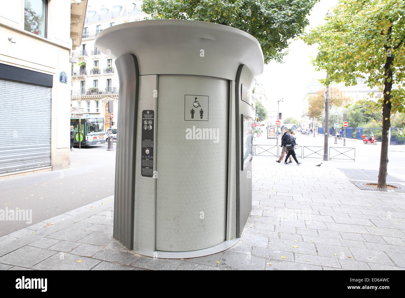 öffentliche Toilette Paris Stockfoto