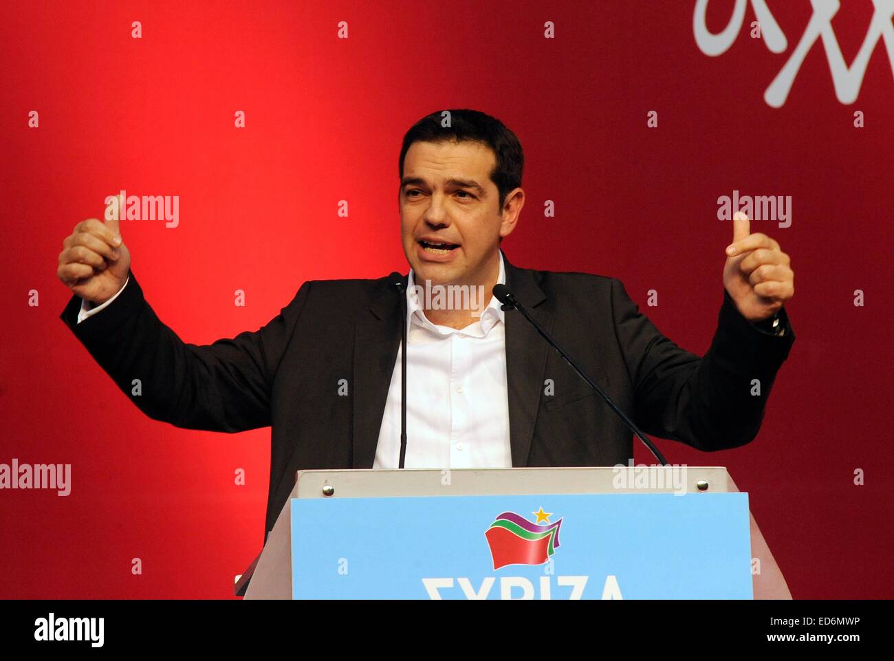 Athen, Griechenland. 30. November 2012. Der griechische Oppositionsführer Alexis Tsipras hält eine Rede bei der Eröffnung des Kongresses Reform der Koalition der radikalen Linken (Syriza) in Athen, 30. November 2012. Ziel der Konferenz ist es, die Koalition der linken und radikalen linken Parteien SYRIZA zu einer einzigen Partei zu vereinigen. Foto: Phasma/Kunst des Focus/Dpa/Alamy Live News Stockfoto