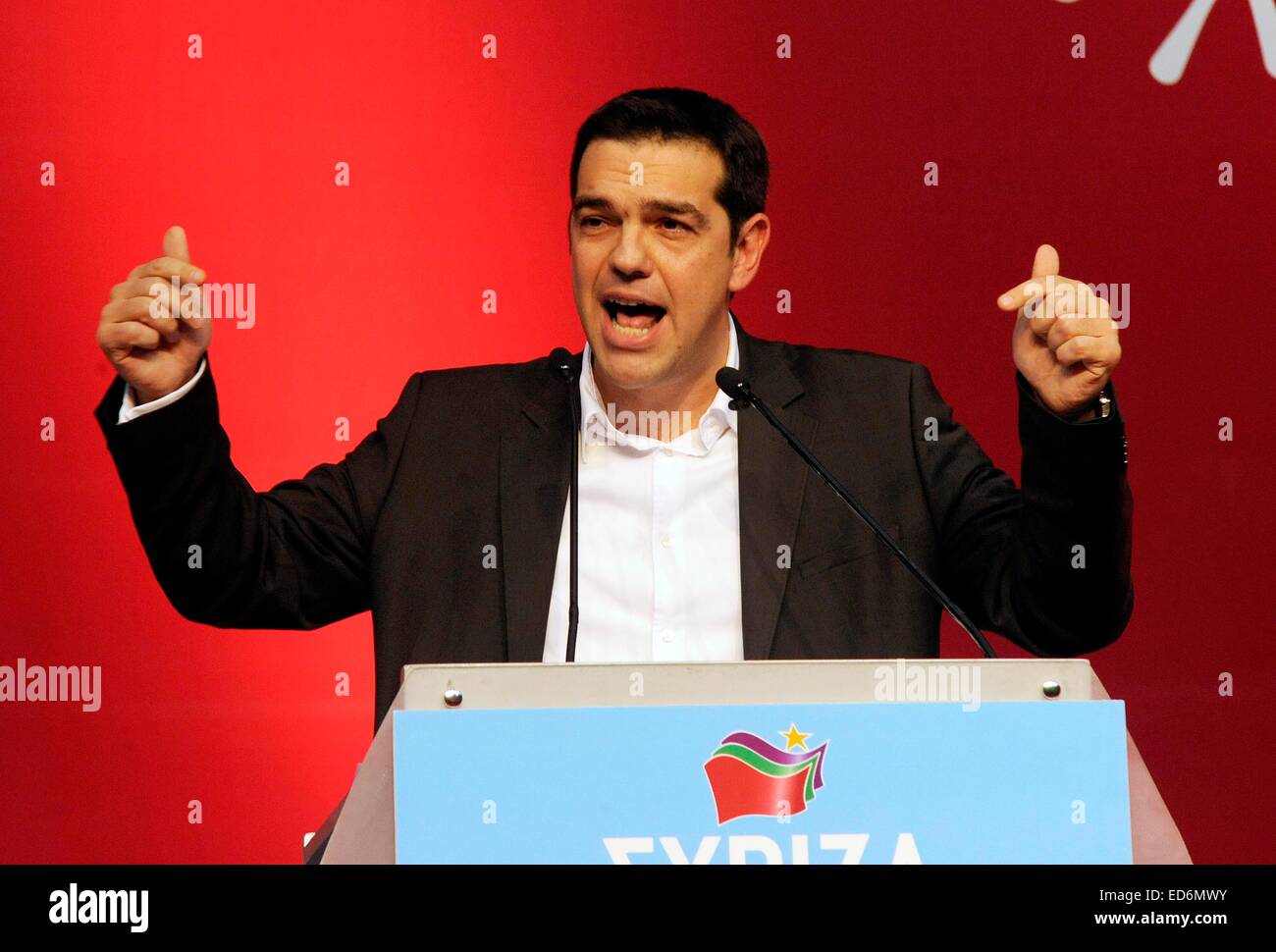 Athen, Griechenland. 30. November 2012. Der griechische Oppositionsführer Alexis Tsipras hält eine Rede bei der Eröffnung des Kongresses Reform der Koalition der radikalen Linken (Syriza) in Athen, 30. November 2012. Ziel der Konferenz ist es, die Koalition der linken und radikalen linken Parteien SYRIZA zu einer einzigen Partei zu vereinigen. Foto: Phasma/Kunst des Focus/Dpa/Alamy Live News Stockfoto