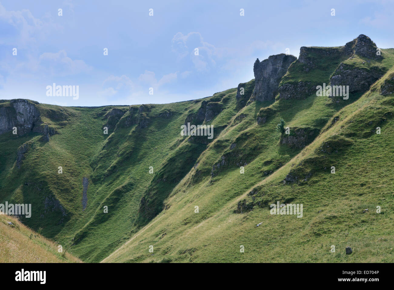 Winnats Pass in der Nähe von Castleton in Derbyshire, in dem National Trust High Peak Immobilien. Stockfoto