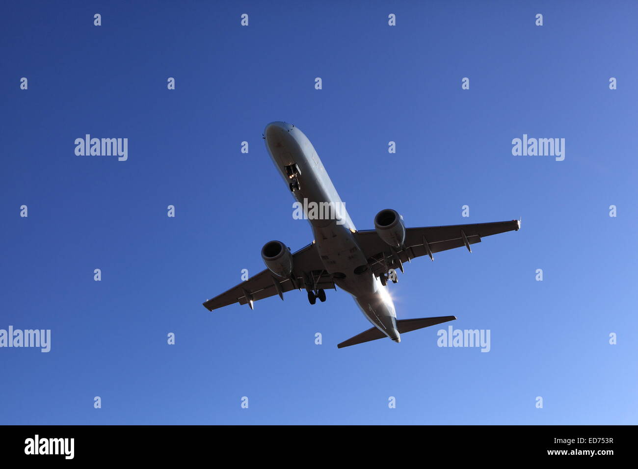 Embraer ERJ 190 C-FMZW Air Canada nähert sich Kanada Ottawa Airport YOW, 30. Dezember 2014. Stockfoto